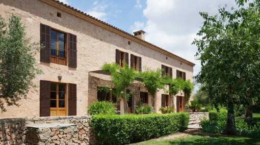Traditional Mallorcan Country Manor in Cas Concos Traditional Mallorcan Country Manor in Cas Concos